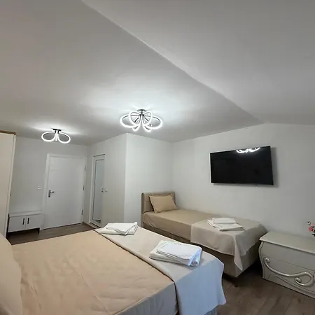 Eli&mira- за гости грохотно Guest house